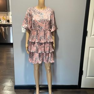 Women’s Pink Paisley Dress. New. Made by Melloday.